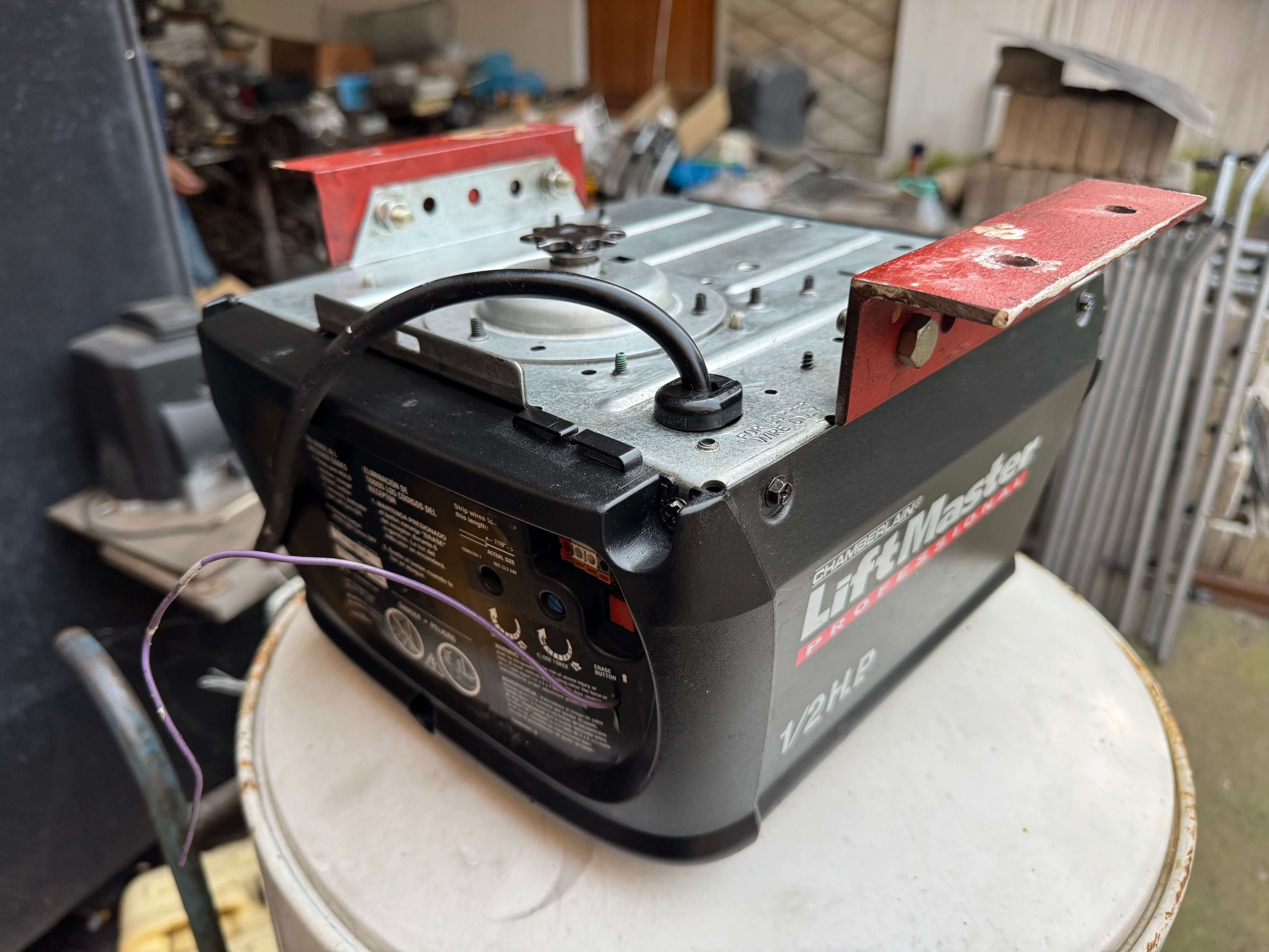 Reparación y mantenimiento de equipos electrónicos y sistemas de automatización